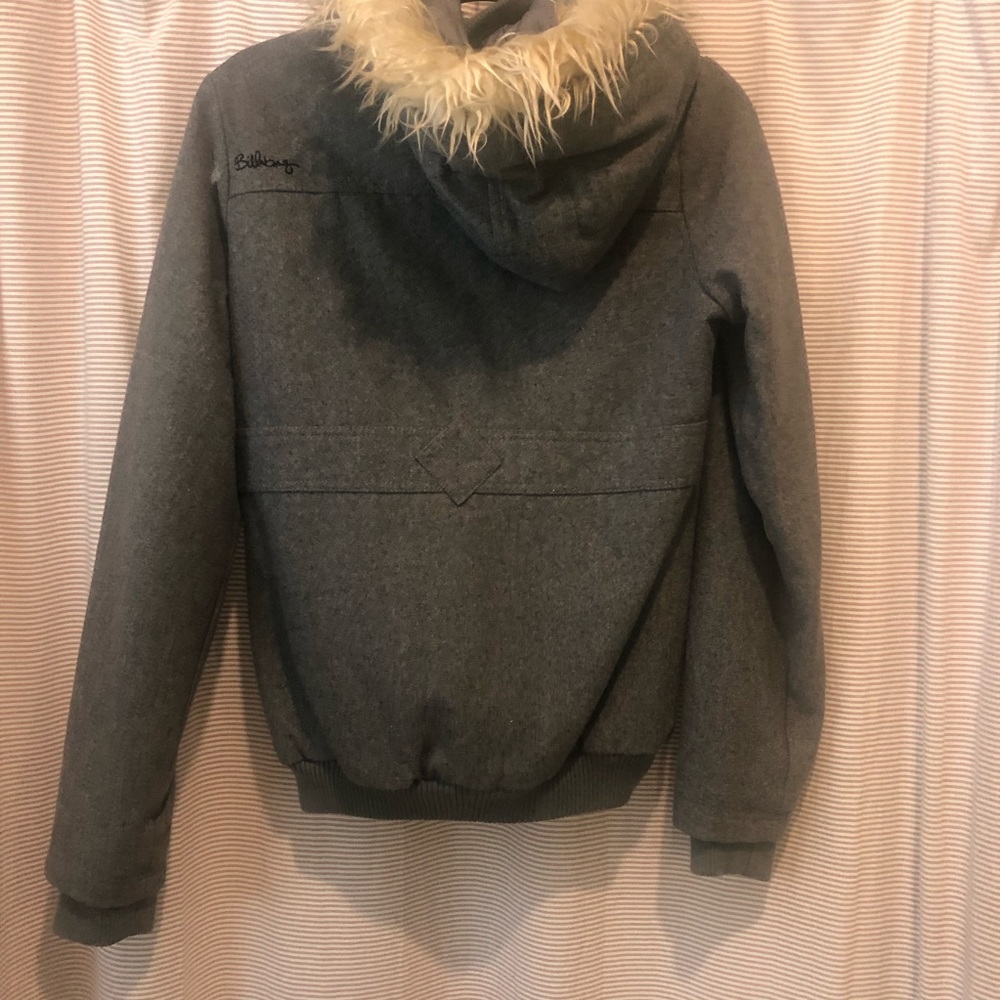 Women’s Jacket - Picture 2 of 3